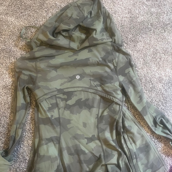 Light jacket - Picture 1 of 2